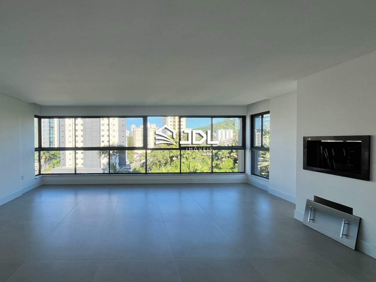 Apartamento à venda no bairro Victor Konder: 