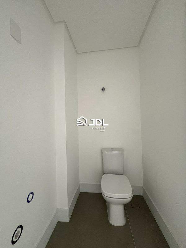 Apartamento à venda no bairro Victor Konder: 