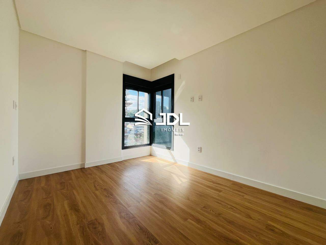 Apartamento à venda no bairro Victor Konder: