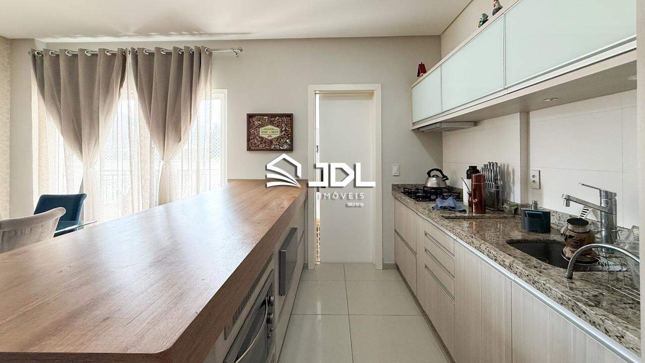 Apartamento à venda no bairro Centro: 