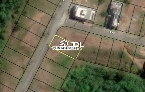 Terreno à venda no bairro Ponta Aguda: 