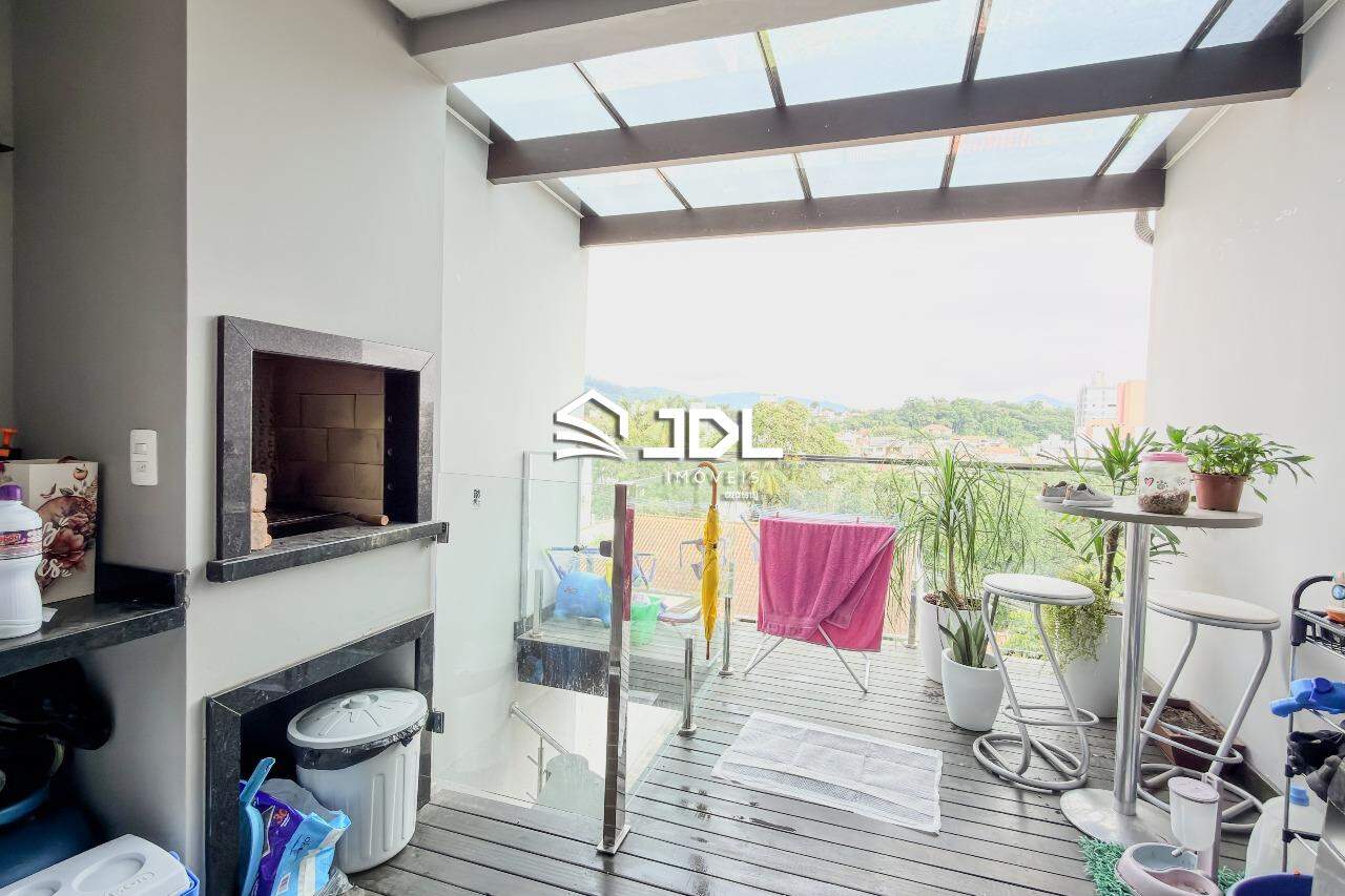 Casa à venda no bairro Água Verde: 