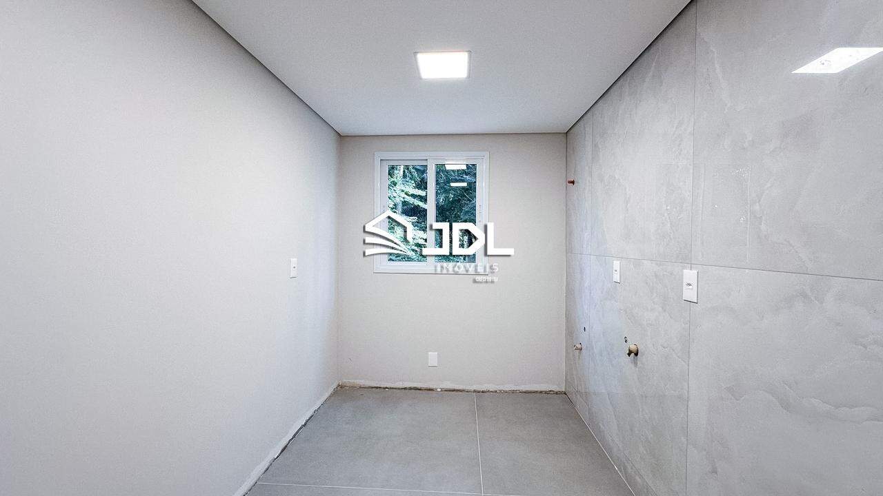 Casa à venda no bairro Salto: 