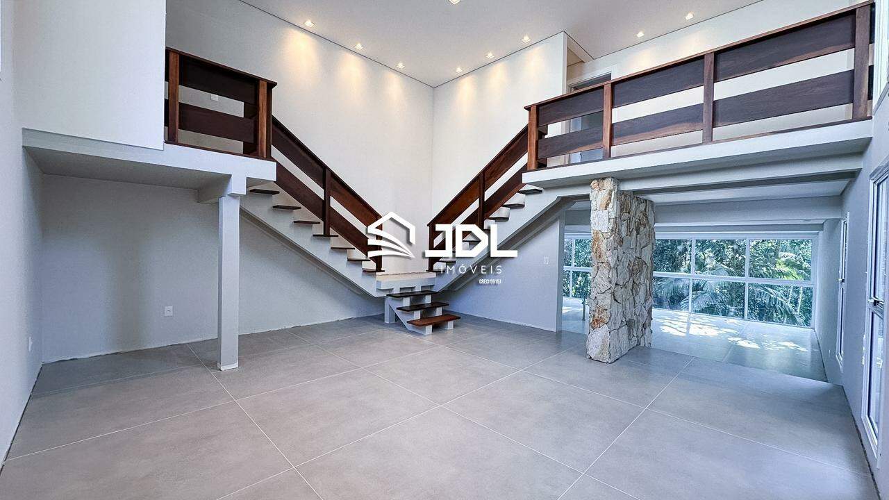 Casa à venda no bairro Salto: 