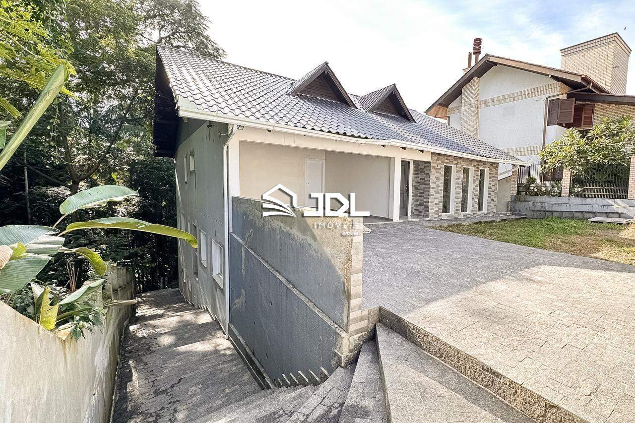 Casa à venda no bairro Salto: 