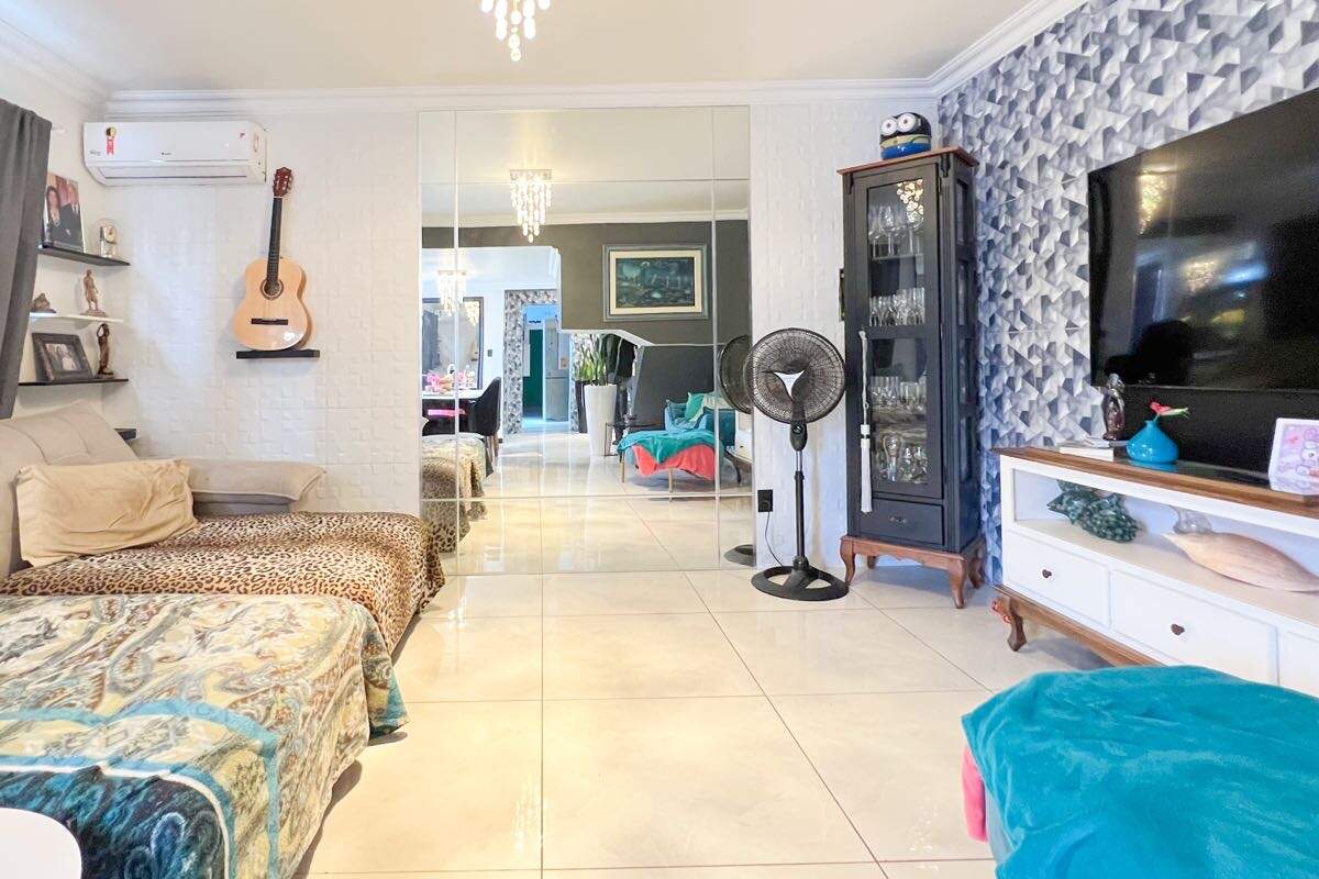Apartamento Duplex à venda no bairro Ponta Aguda: 