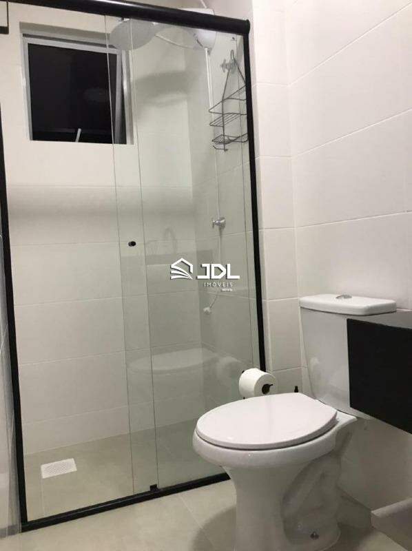 Apartamento à venda no bairro Velha: 