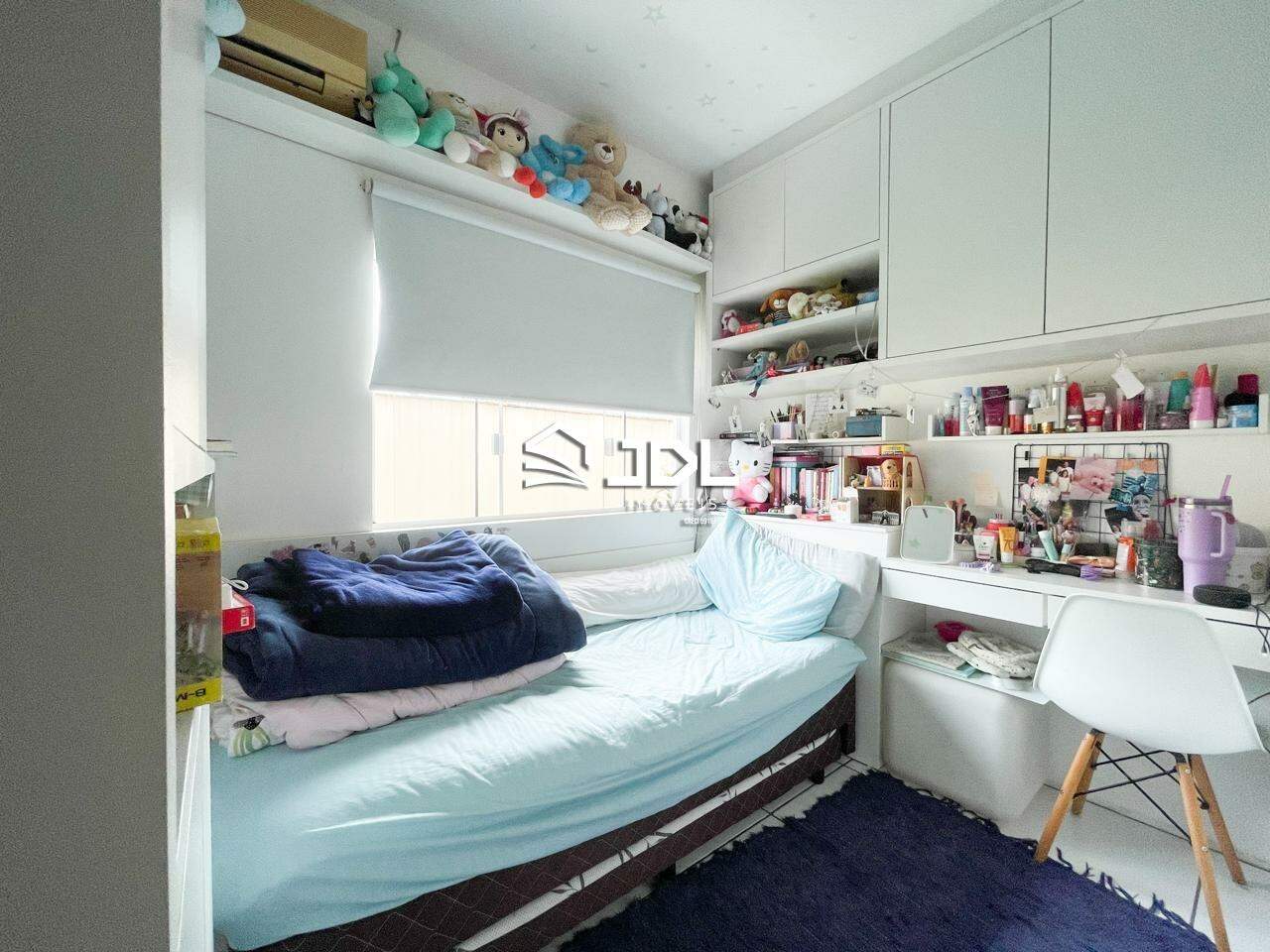 Casa à venda no bairro Velha: 