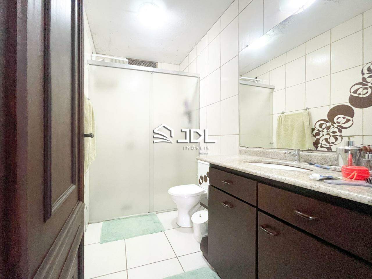 Casa à venda no bairro Velha: 