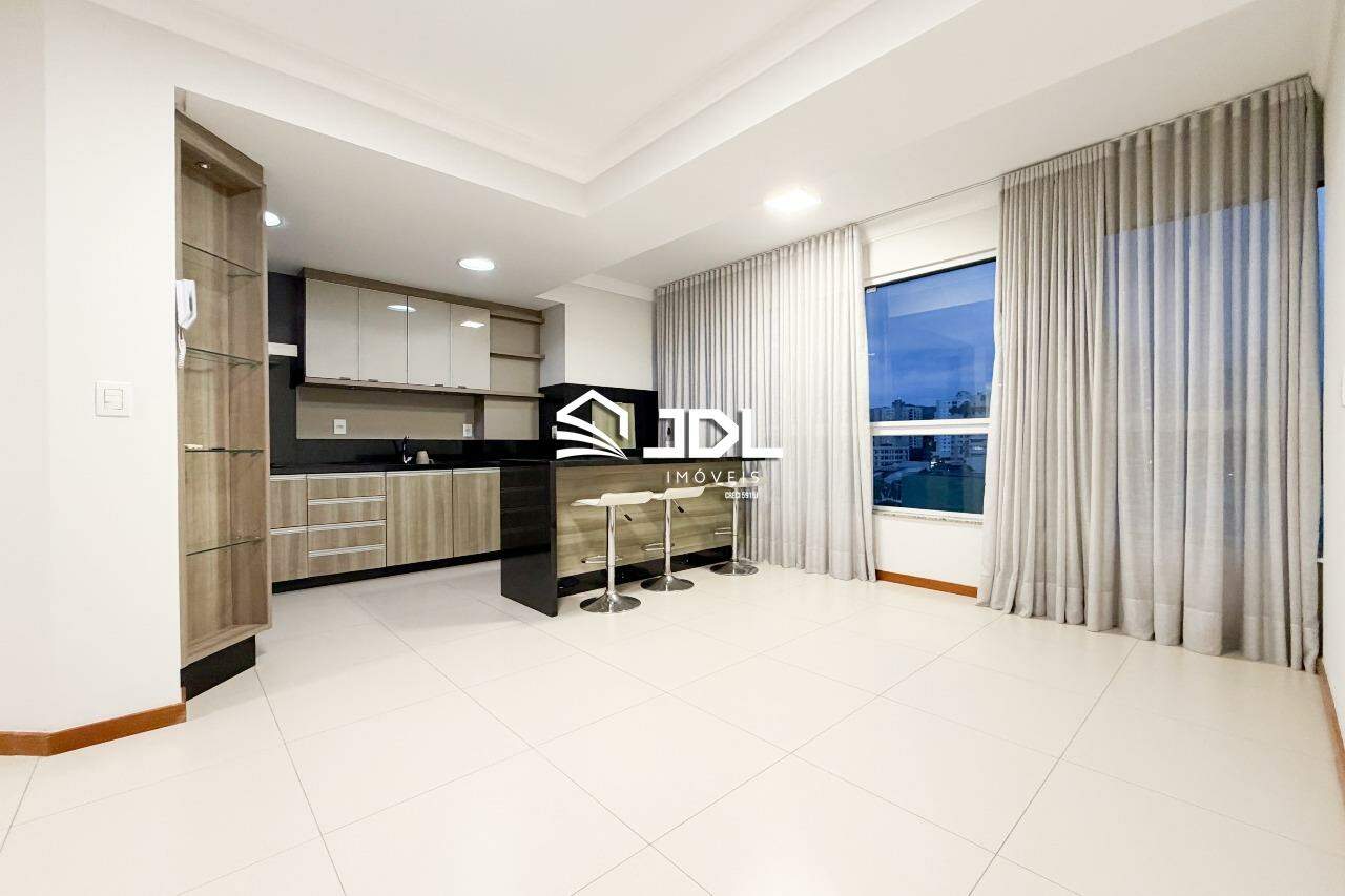 Apartamento à venda no bairro Vila Nova: 