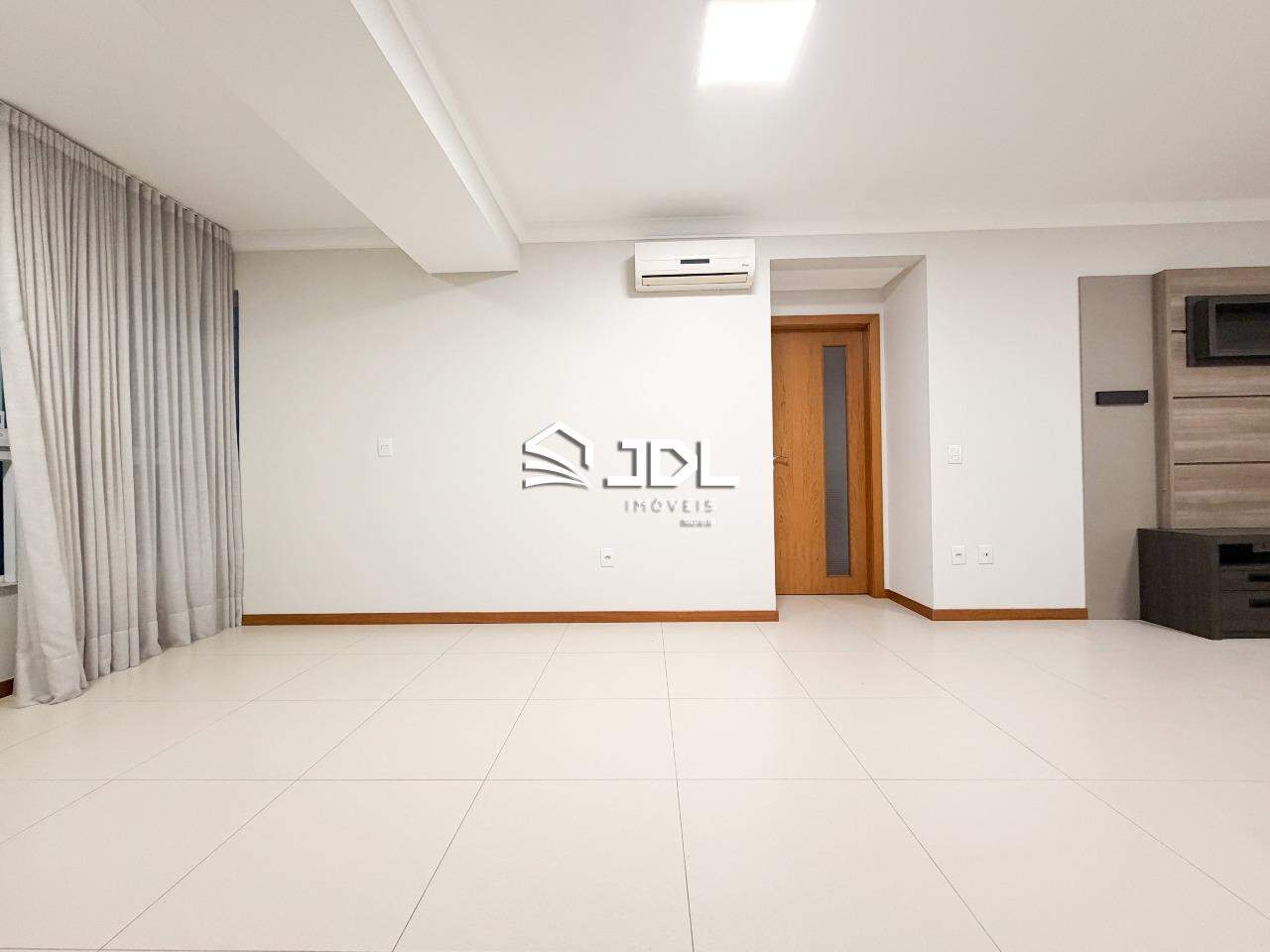Apartamento à venda no bairro Vila Nova: 
