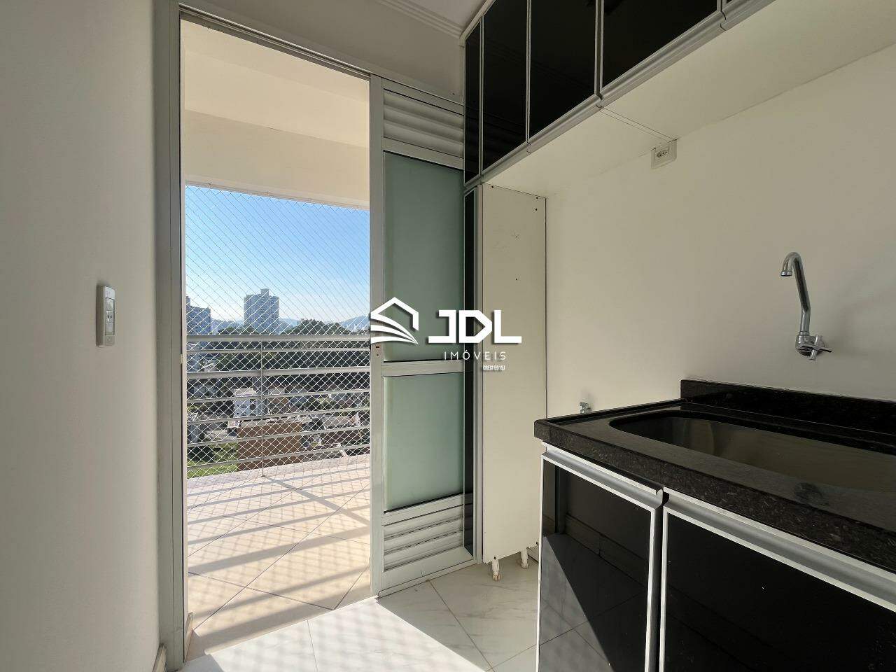 Apartamento à venda no bairro Água Verde: 