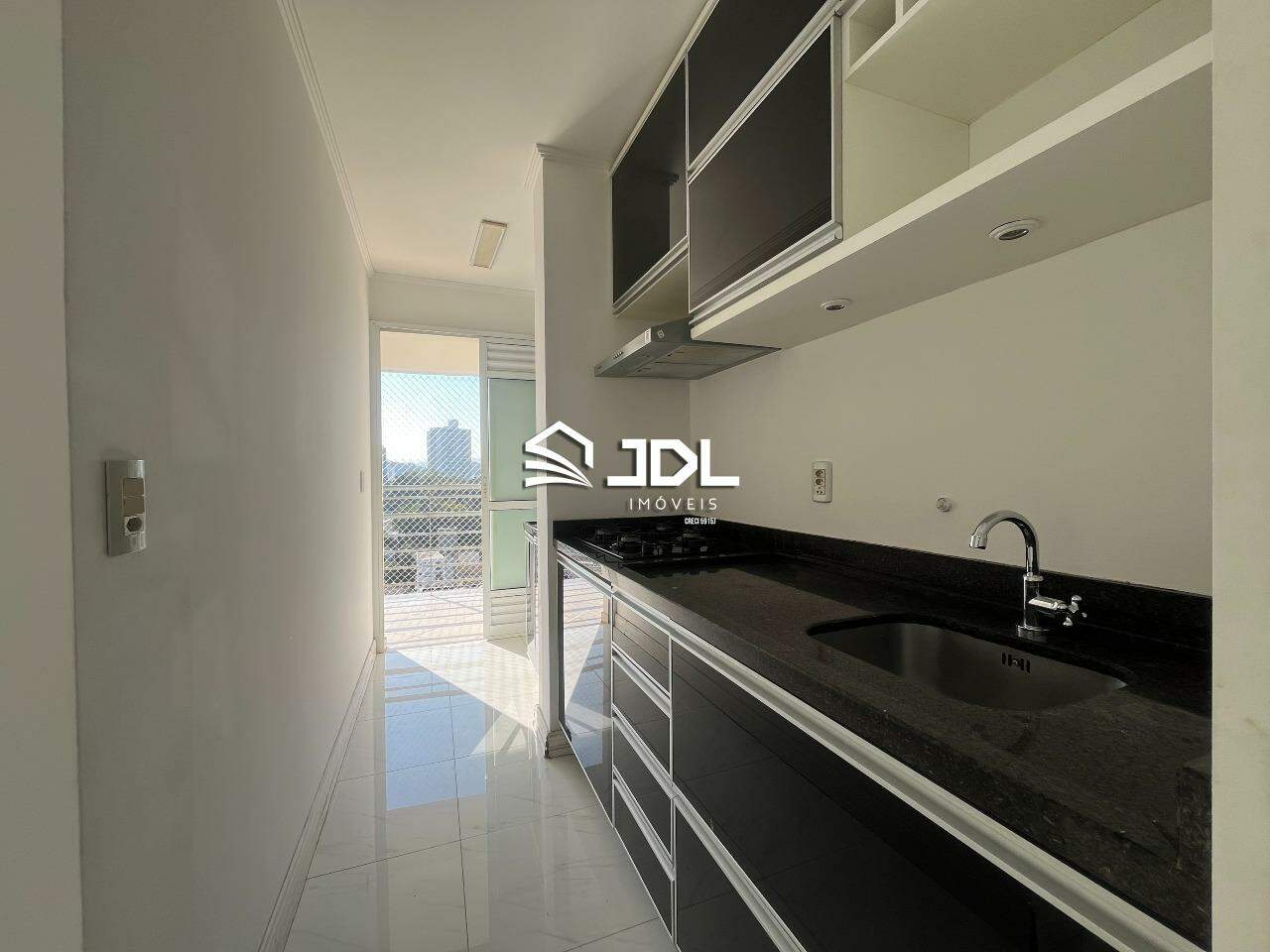 Apartamento à venda no bairro Água Verde: 