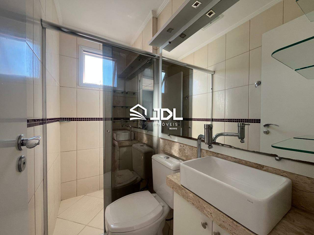 Apartamento à venda no bairro Água Verde: 
