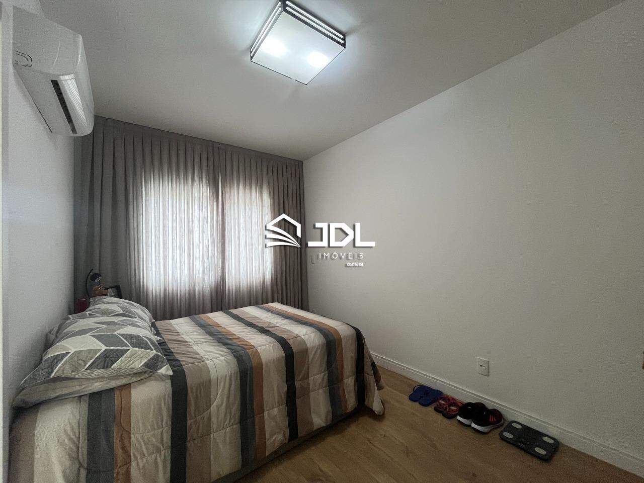Apartamento à venda no bairro Velha: 