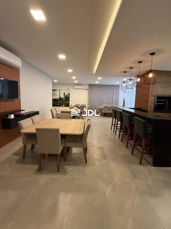 Apartamento à venda no bairro Velha: 