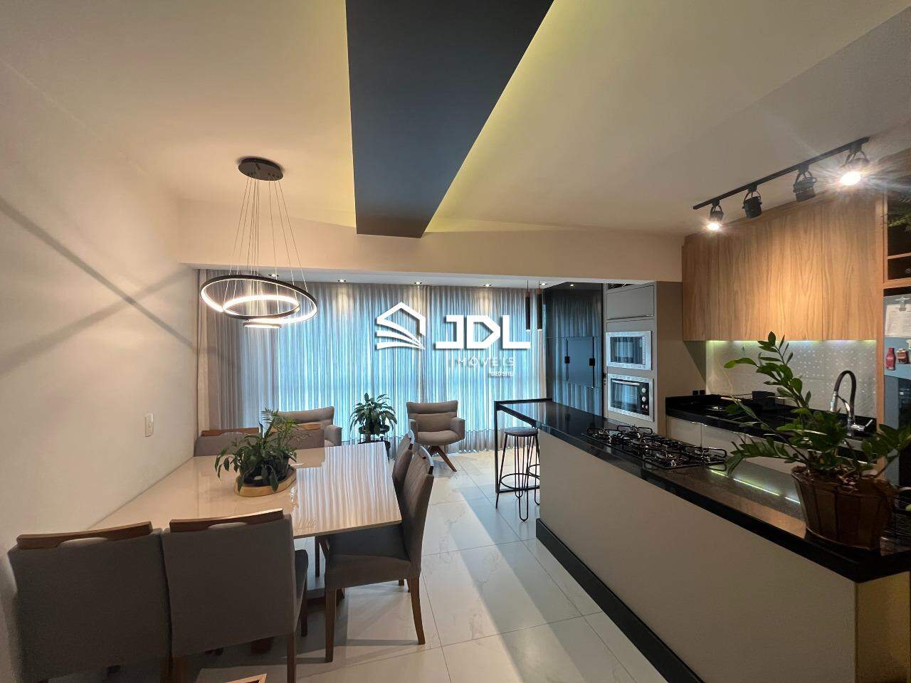 Apartamento à venda no bairro Velha: 