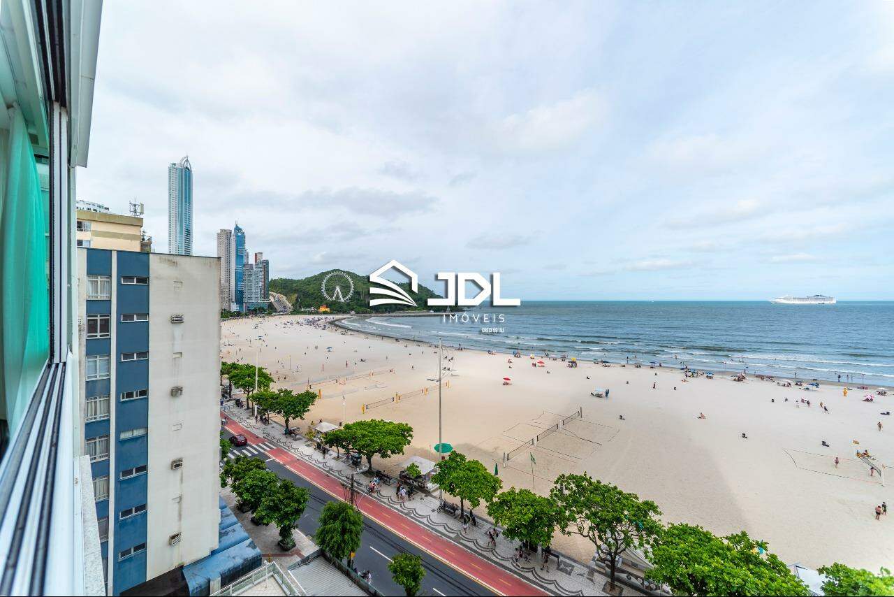 Apartamento à venda no bairro Centro: