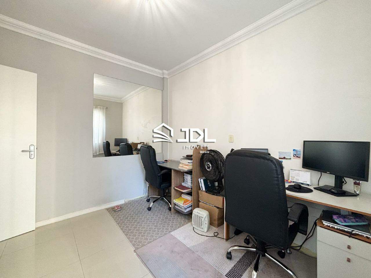 Apartamento à venda no bairro Água Verde: 