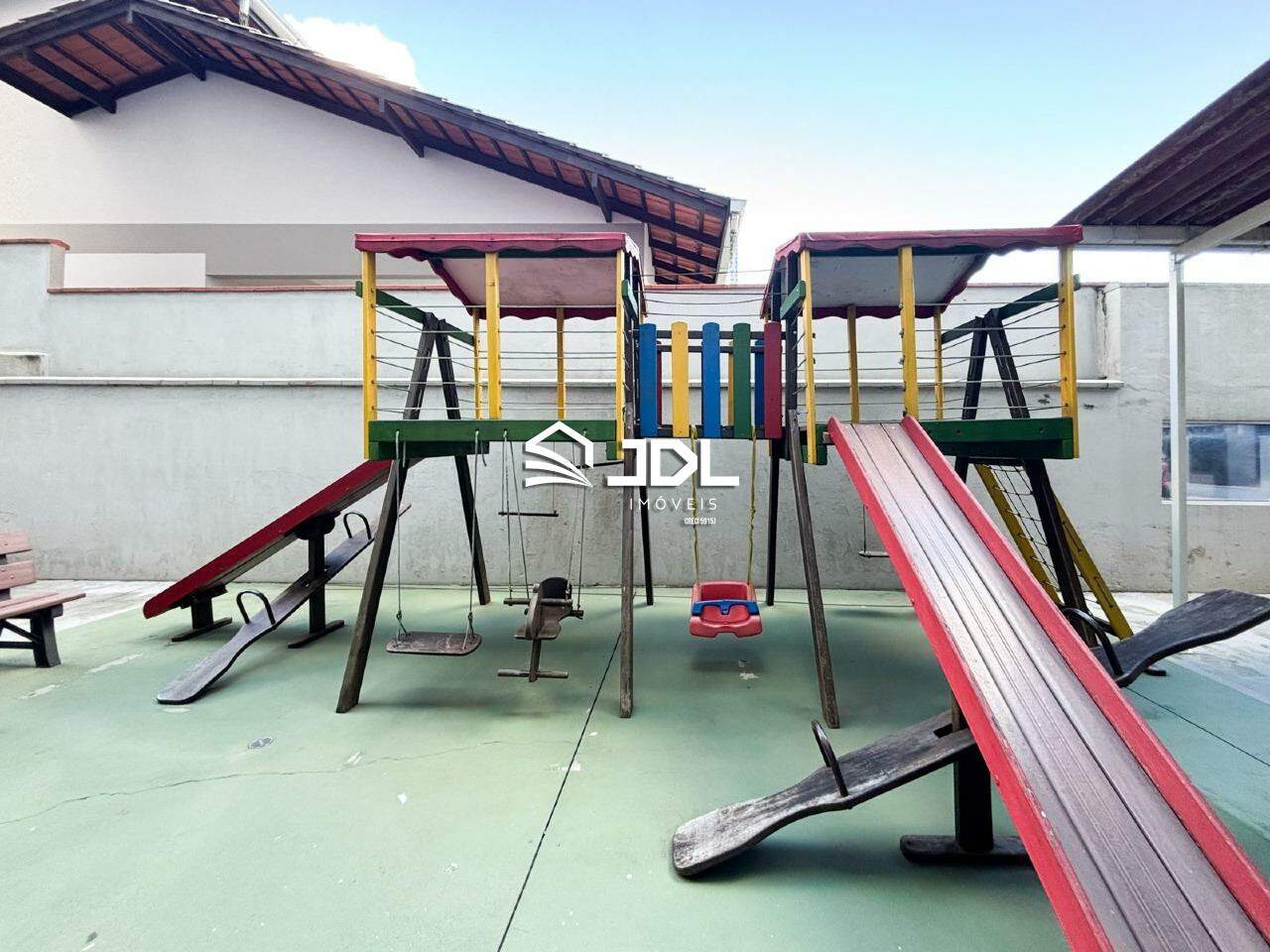 Apartamento à venda no bairro Água Verde: 