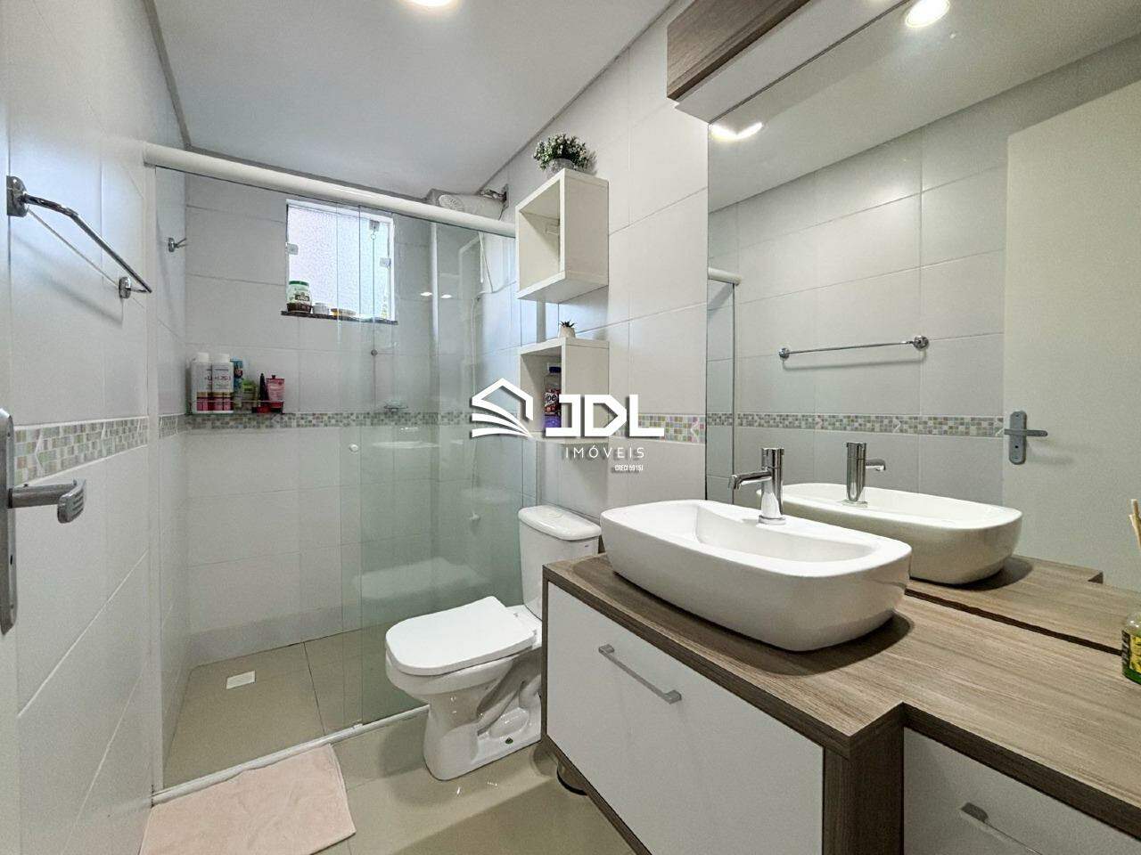 Apartamento à venda no bairro Água Verde: 
