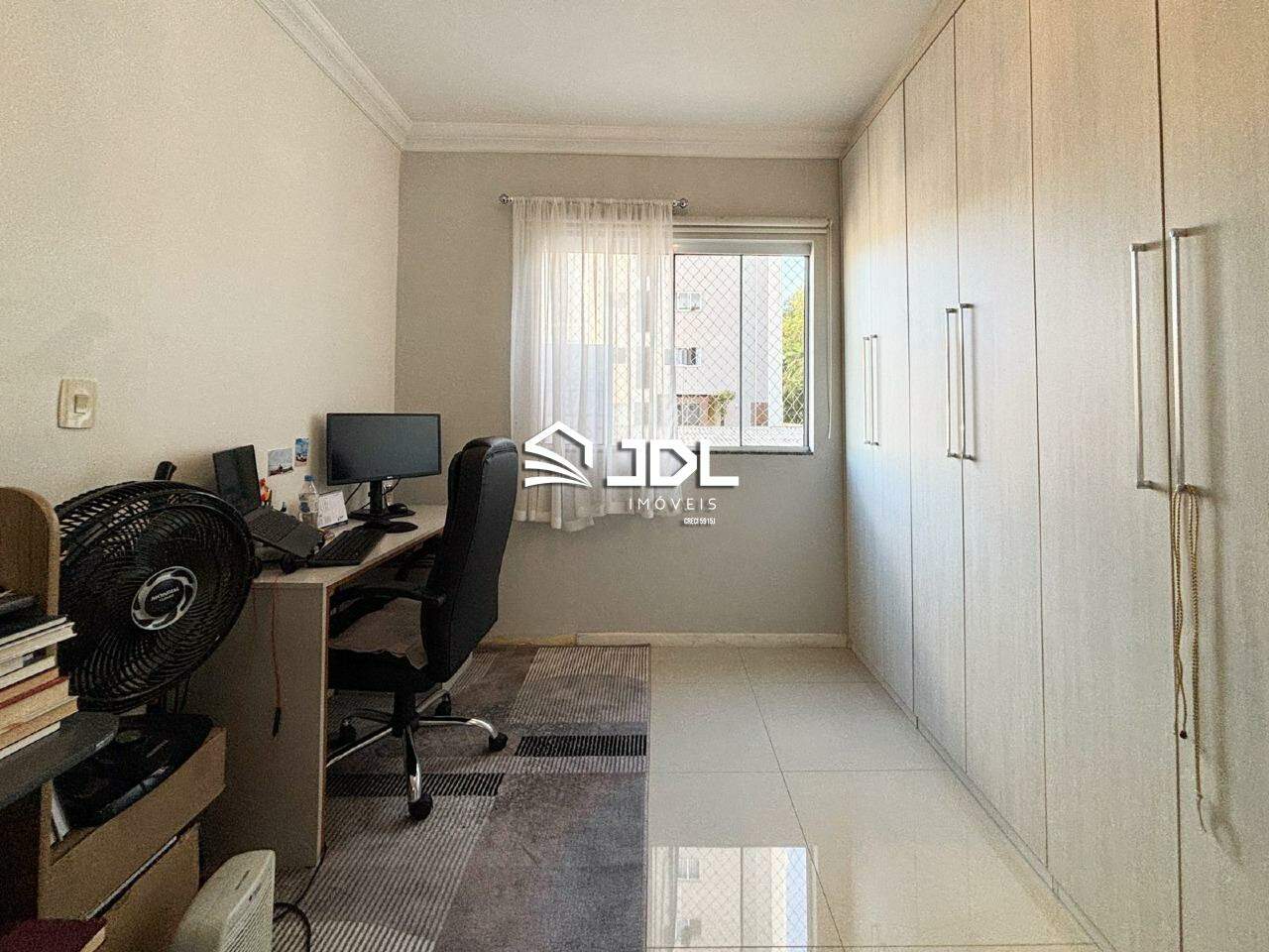 Apartamento à venda no bairro Água Verde: 