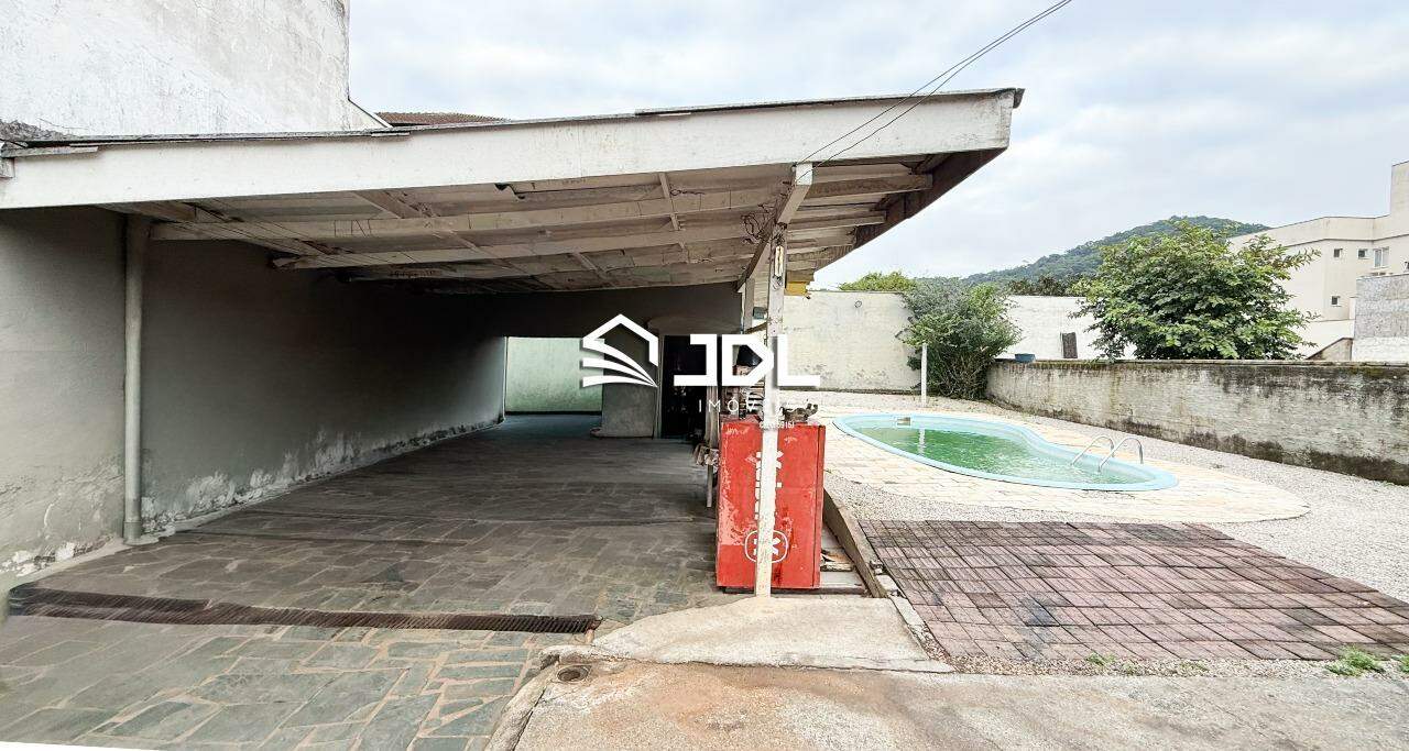 Casa à venda no bairro Boa Vista: 