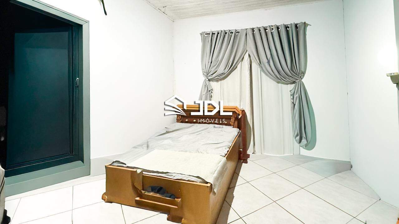 Casa à venda no bairro Boa Vista: 