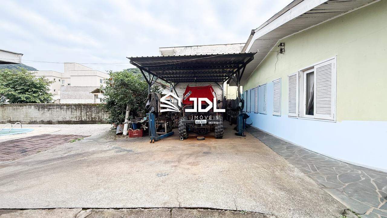 Casa à venda no bairro Boa Vista: 