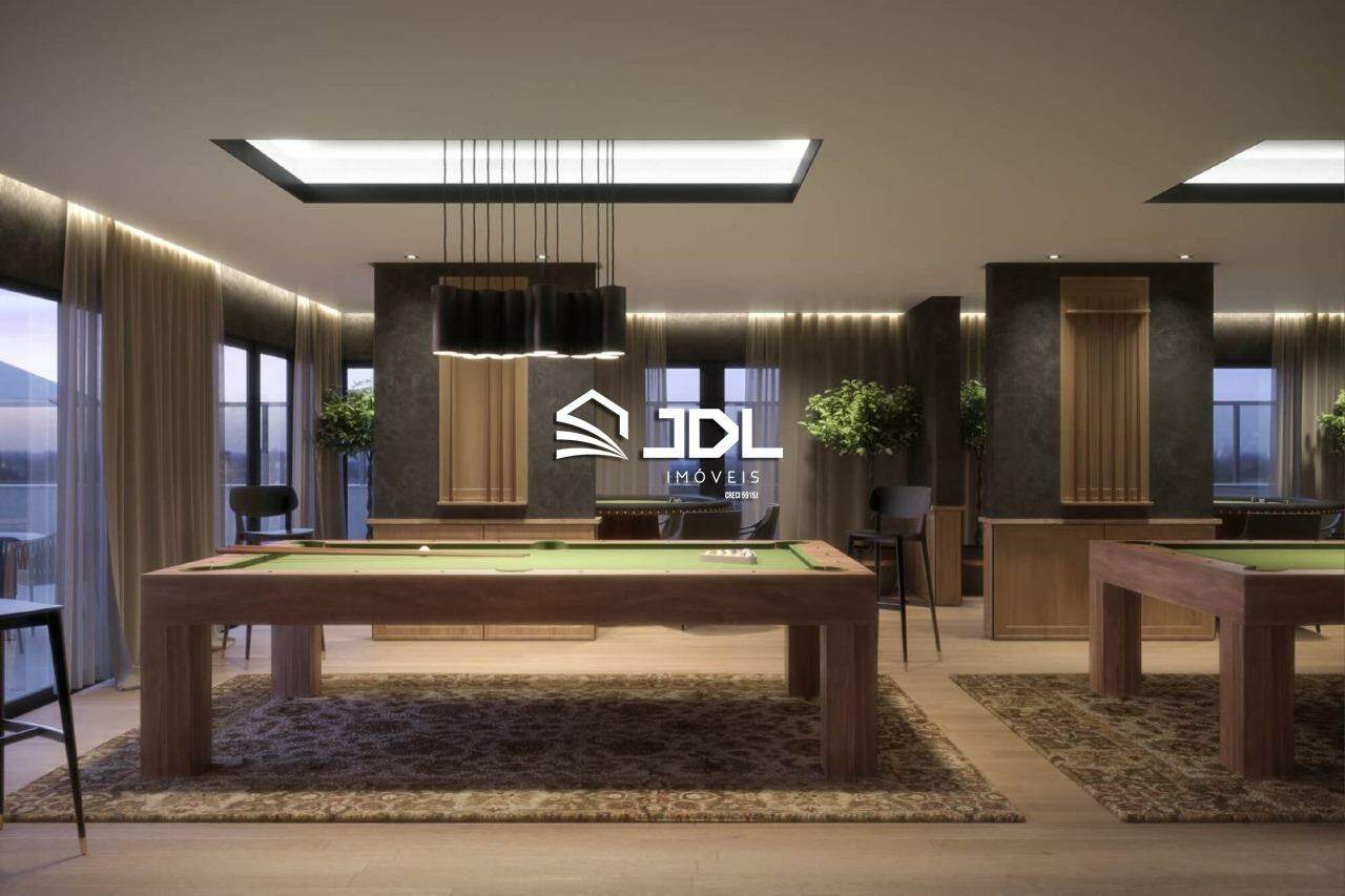 Apartamento à venda no bairro Meia Praia: 