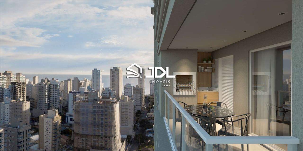 Apartamento à venda no bairro Meia Praia: 