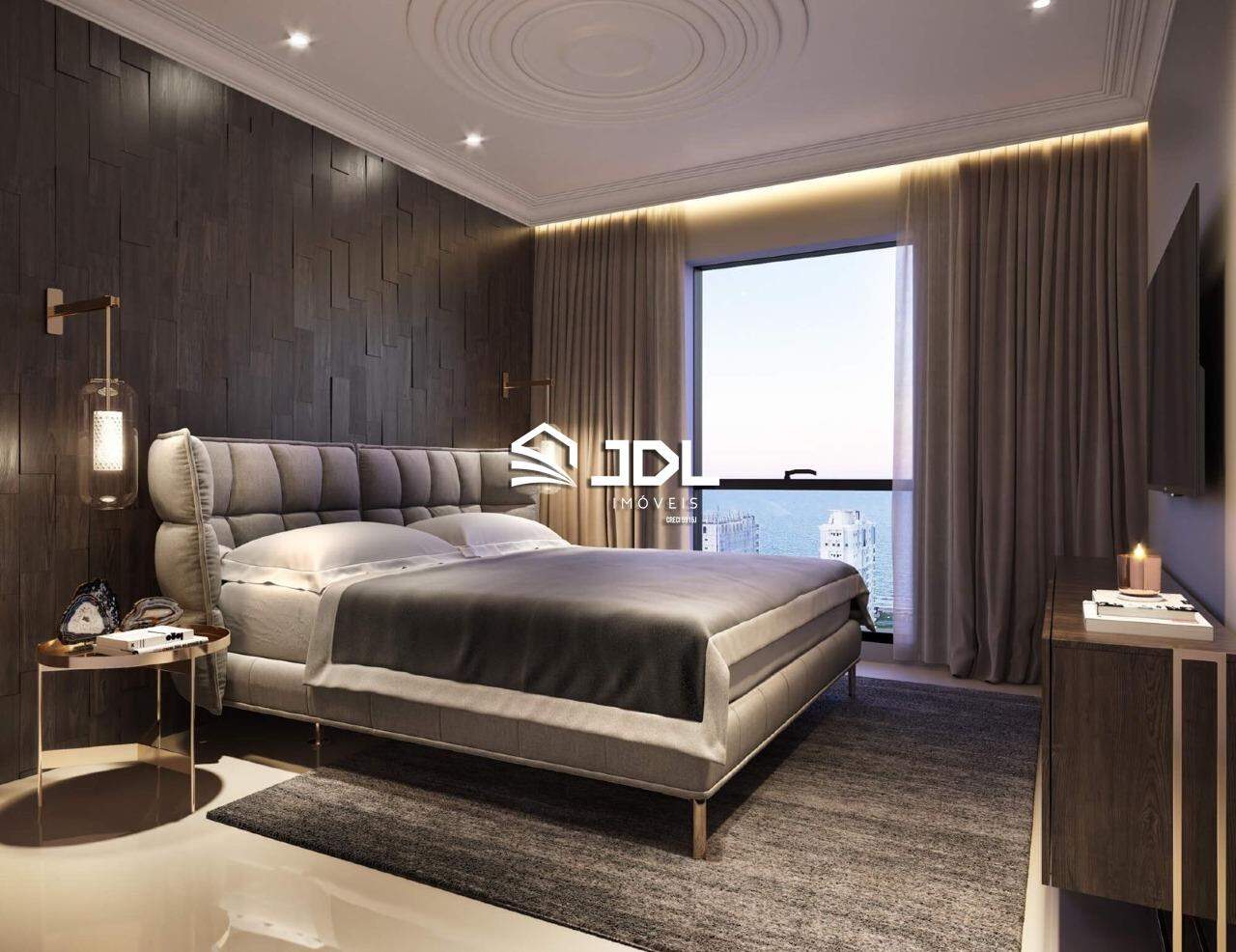 Apartamento à venda no bairro Meia Praia: 