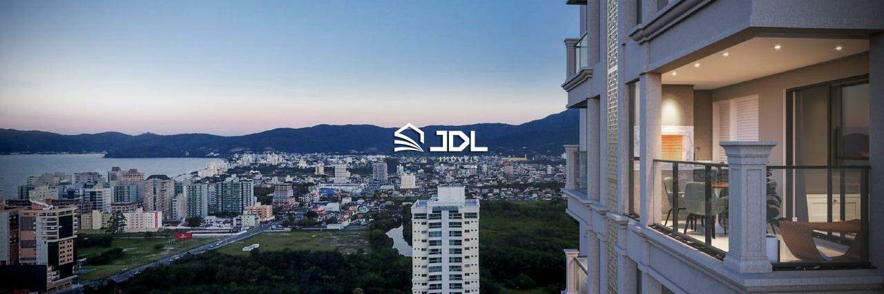 Apartamento à venda no bairro Meia Praia: 
