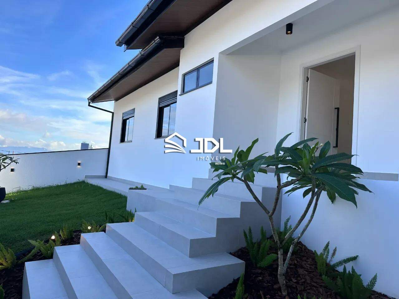 Casa à venda no bairro Água Verde: 