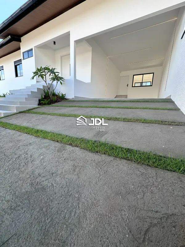 Casa à venda no bairro Água Verde: 