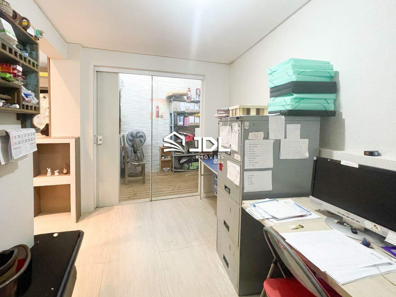 Casa à venda no bairro Velha: 