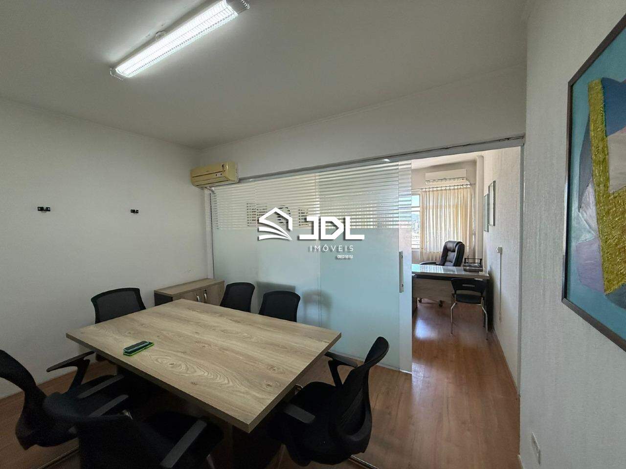 Sala à venda no bairro Centro: 