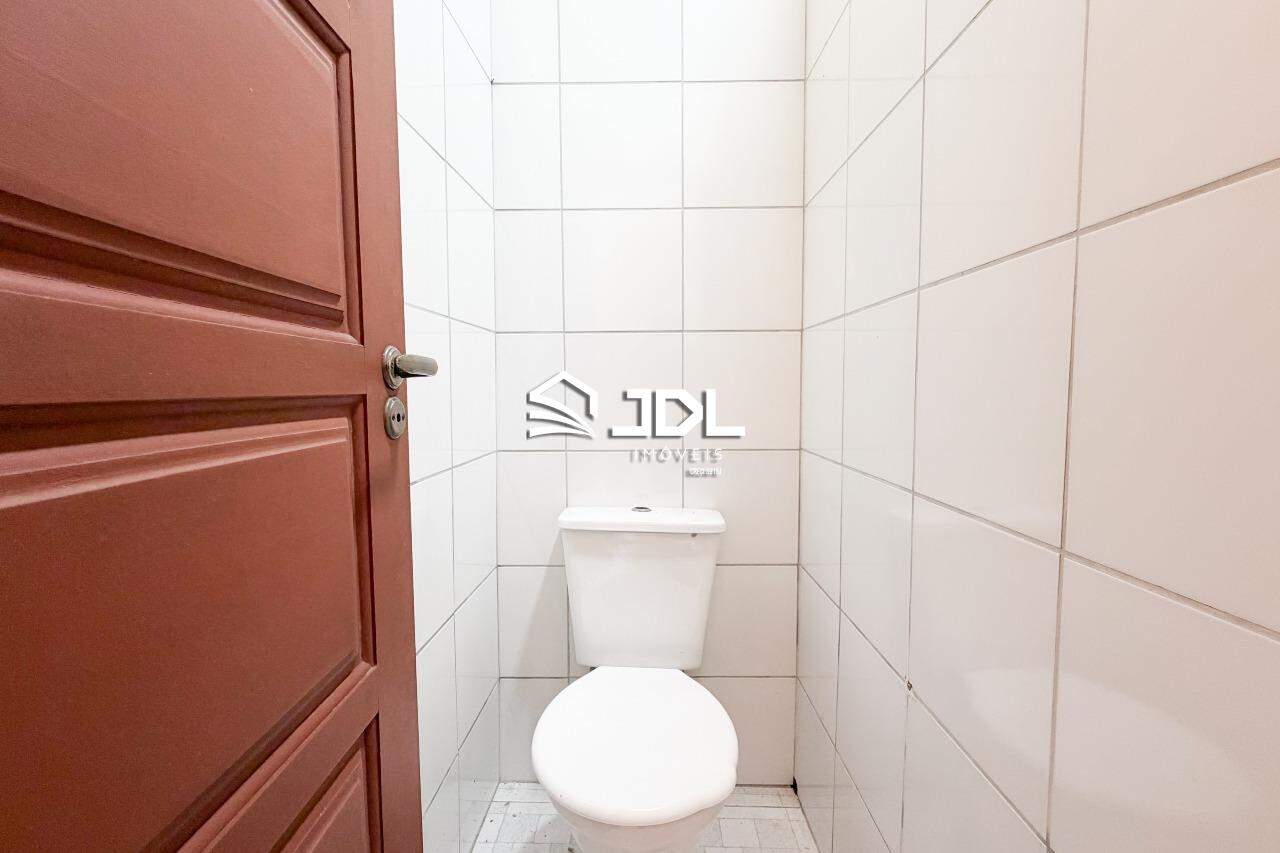 Casa à venda no bairro Velha: 