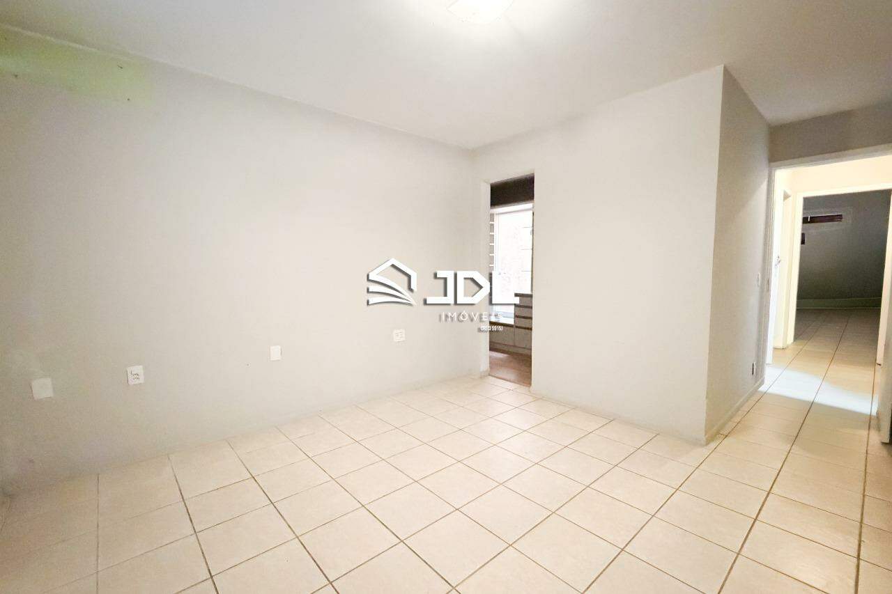 Casa à venda no bairro Velha: 