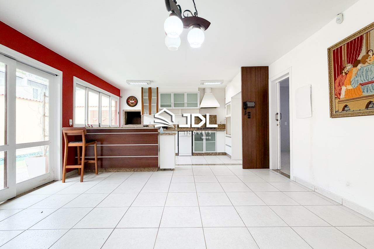 Casa à venda no bairro Velha: 