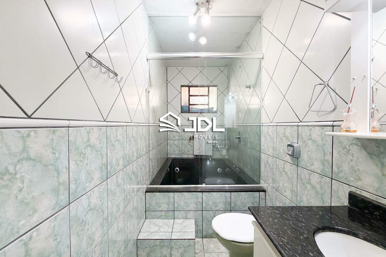 Casa à venda no bairro Velha: 