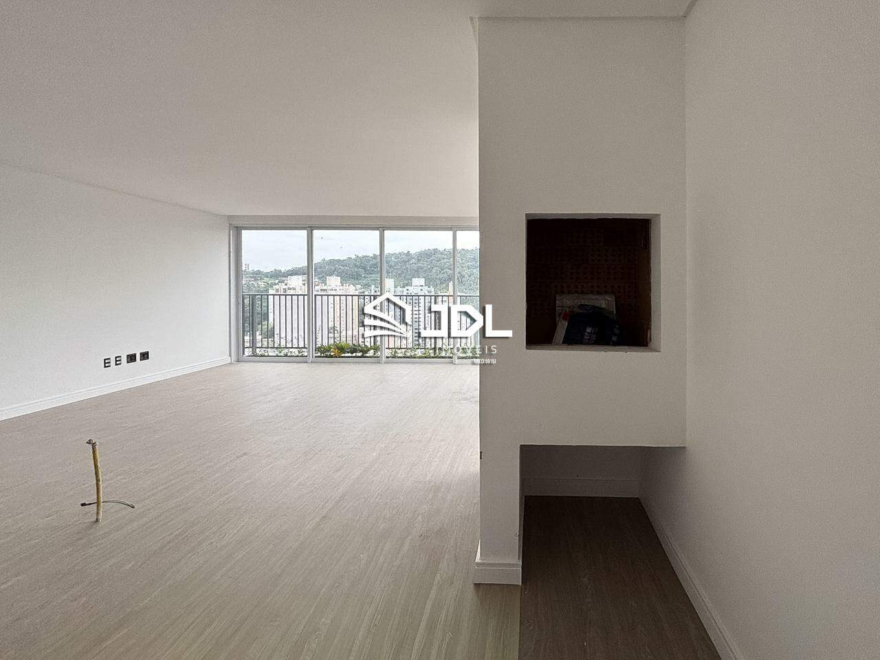 Apartamento à venda no bairro Vila Nova: 