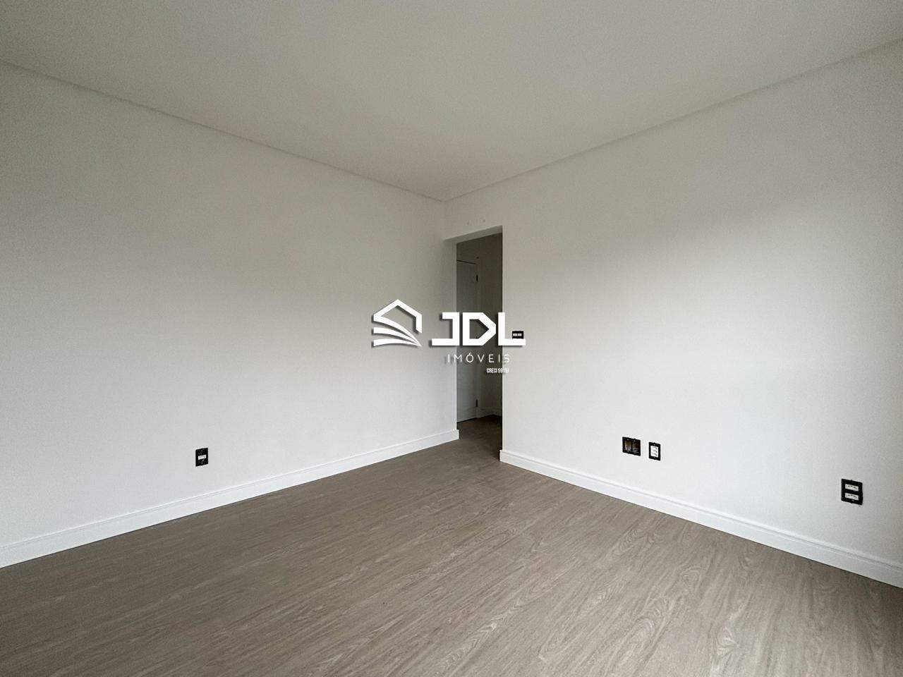 Apartamento à venda no bairro Vila Nova: 
