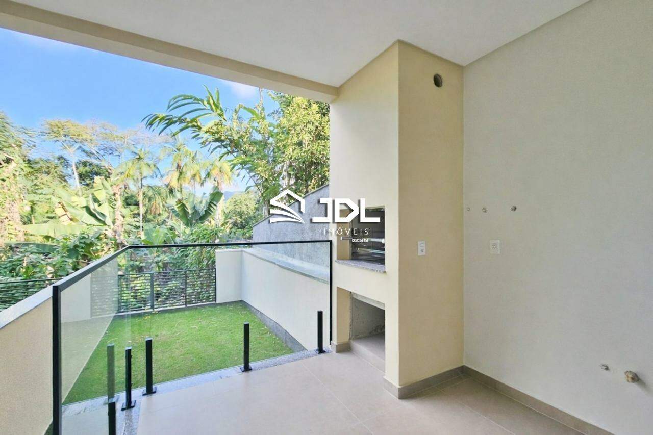 Casa à venda no bairro Água Verde: 