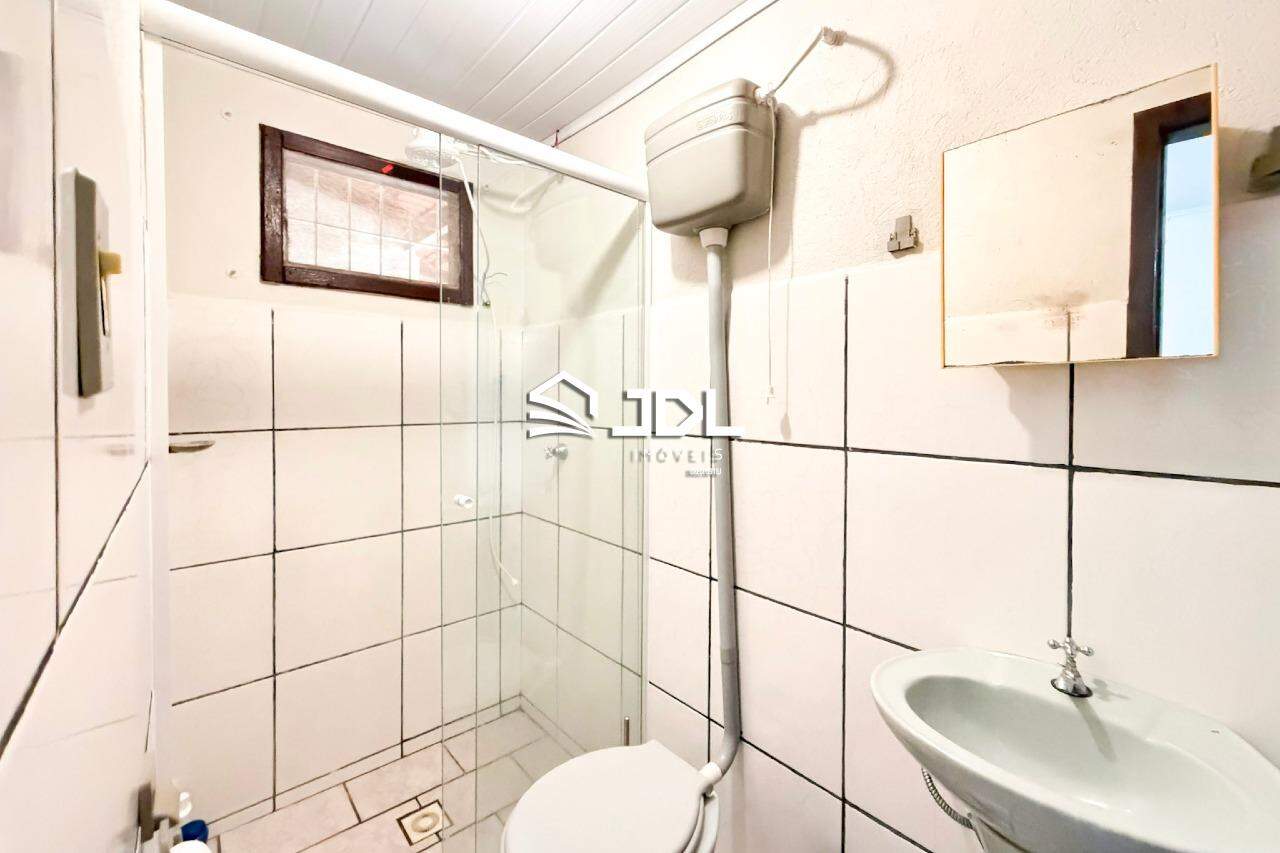Casa à venda no bairro Armação: 