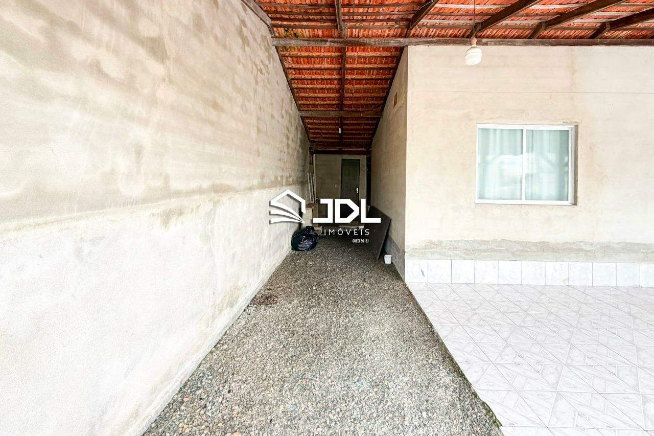 Casa à venda no bairro Armação: 
