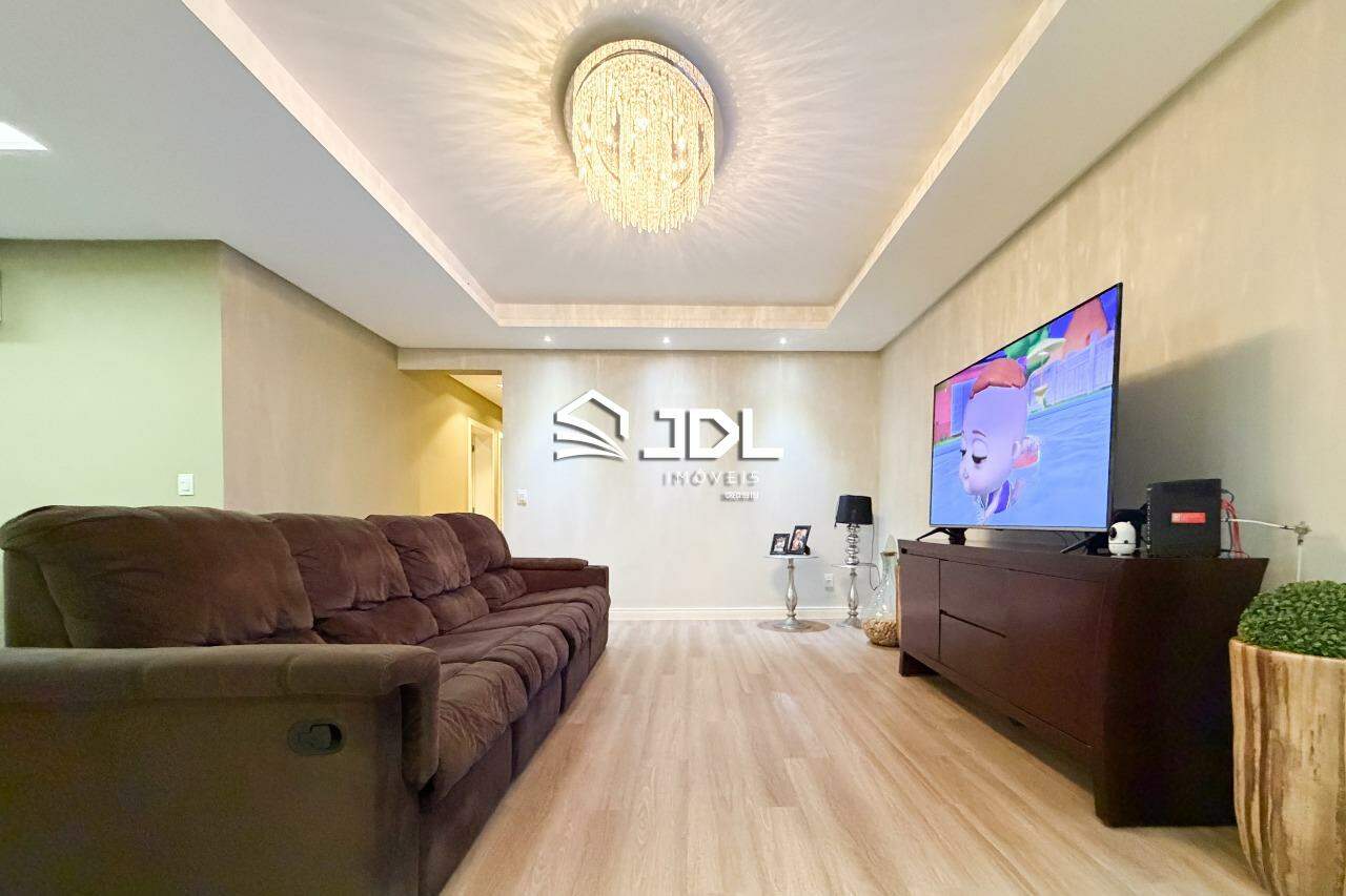 Apartamento à venda no bairro Victor Konder: 