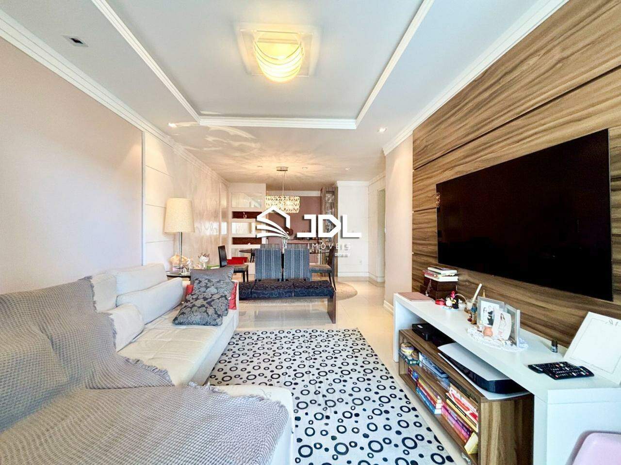 Apartamento à venda no bairro Velha: 