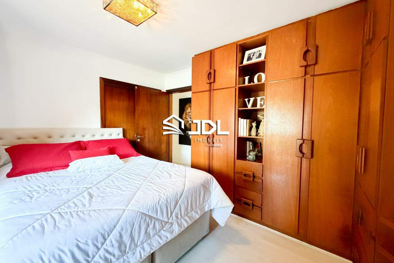Apartamento à venda no bairro Bom Retiro: 