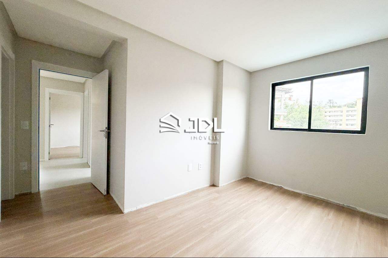 Apartamento à venda no bairro Vila Nova: 